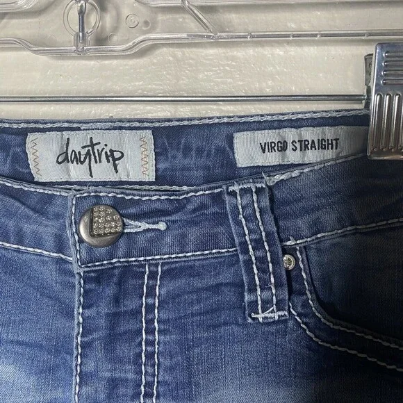 Daytrip Virgo Straight Stretch Jeans Size 28R Women Bling Equestrian Mid Rise - Picture 7 of 15